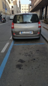 PARKING IN ITALY, DRIVING IN ITALY